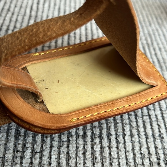 Louis Vuitton luggage tag and poignet set - Picture 12 of 14